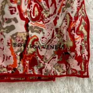 NWT’s Bottega Veneta Red Multi Colored Scarf